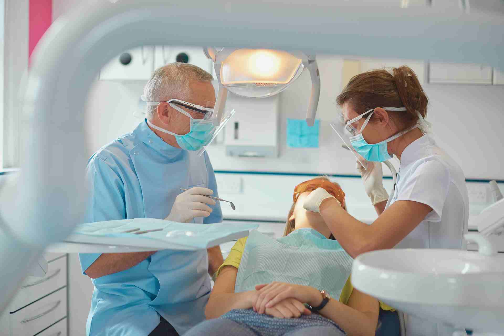 Dentist in Harvey, IL